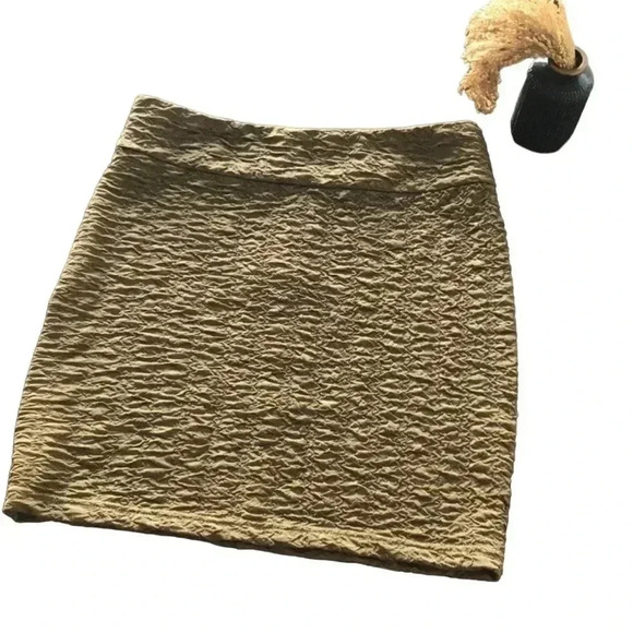 Better B. Mini Skirt Metallic Gold Textured Stretch Barbiecore Sz L - Picture 1 of 6